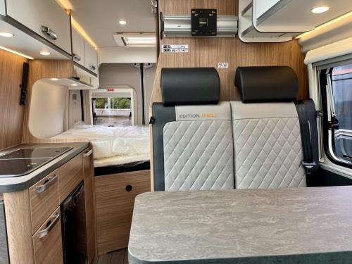 Weinsberg Carabus Edition Fire 540 MQ 3 Berth Coachbuilt Campervan w13192-04-06-2025 (11)