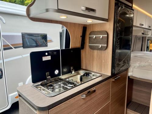 Weinsberg Carabus Edition Fire 630 ME 3 Berth Coachbuilt Campervan w11105-29-05-2025 (11)