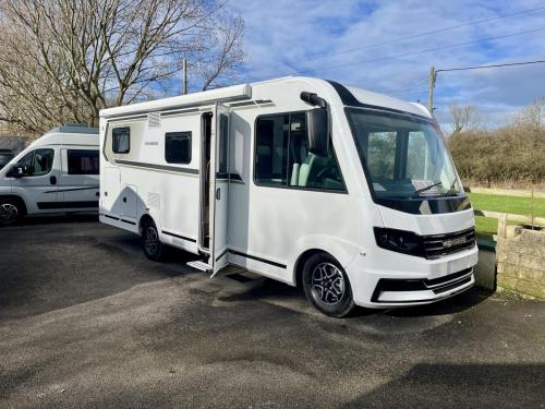 Weinsberg Caracore 650 MEG 4 Berth A-Class Motorhome w99142-13-03-2026 (11)