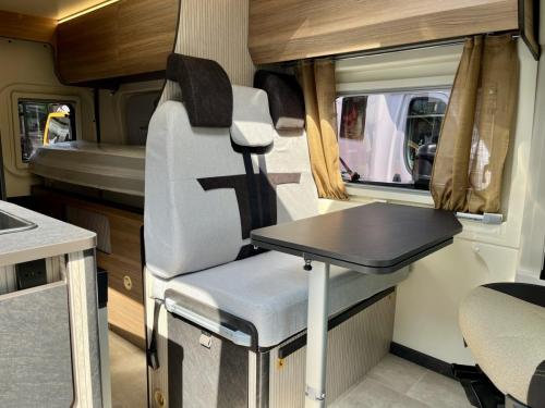 rimor-horus-12-rimor-horus-12-3-berth-coachbuilt-campervan-r54939-28-04-2025 (12)
