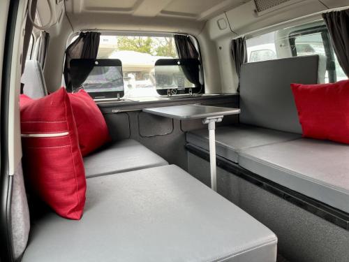 volkswagen-caddy-lwb-2-berth-campervan gd64 xxl 03-04-2025 (11)