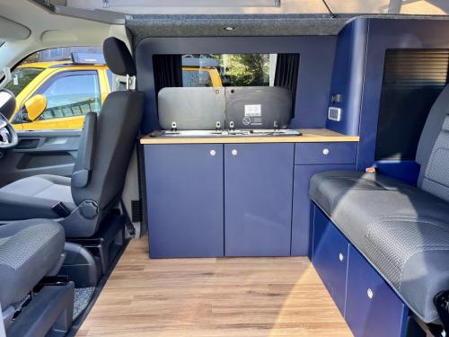 volkswagen-transporter-t6-1-swb-t28-4-berth-pop-top-campervan au22 cwl 16-04-2025 (4)