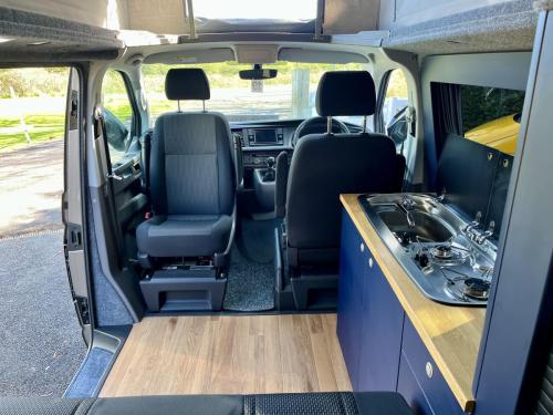 volkswagen-transporter-t6-1-swb-t28-4-berth-pop-top-campervan au22 cwl 16-04-2025 (7)