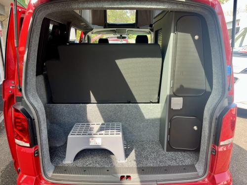 volkswagen-transporter-t6-1-swb-t30-4-berth-pop-top-campervan el17897 01-05-2025 (10)