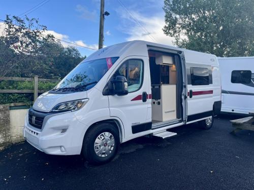 Rimor-Horus-45-5-Berth-Coachbuilt-campervan-r59148-12-09-2024-18