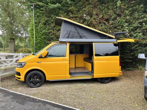 Volkswagen-Transporter-T6-SWB-T28-4-Berth-Pop-Top-Campervan-XUI-7190-05-09-2024-2